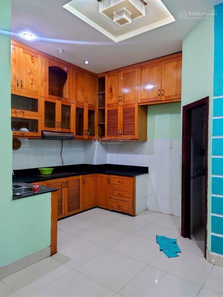 Giảm mạnh chỉ nhỉnh 16tỷ nhà hxh 6m đường hoa lan  phú nhuận  50m2  5 tầng