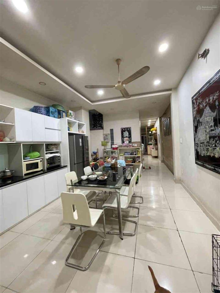 Mtkd ngay phan đăng lưu  phú nhuận ~80m2  4 tầng  sổ vuông vức.