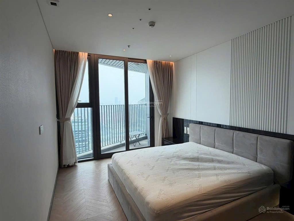 Chính chủ cần bán nhanh căn hộ 3pn, nội thất như hình. giá bán nhỉnh 10 tỷ