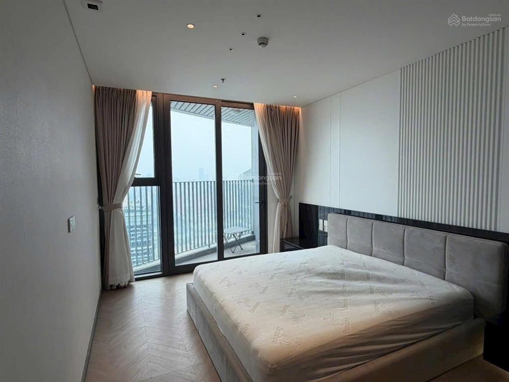 Chủ nhà cần bán nhanh ch 2pn + 1 hướng đông nam view vườn hoa tầng cao. giá bán 7 tỷ ctl