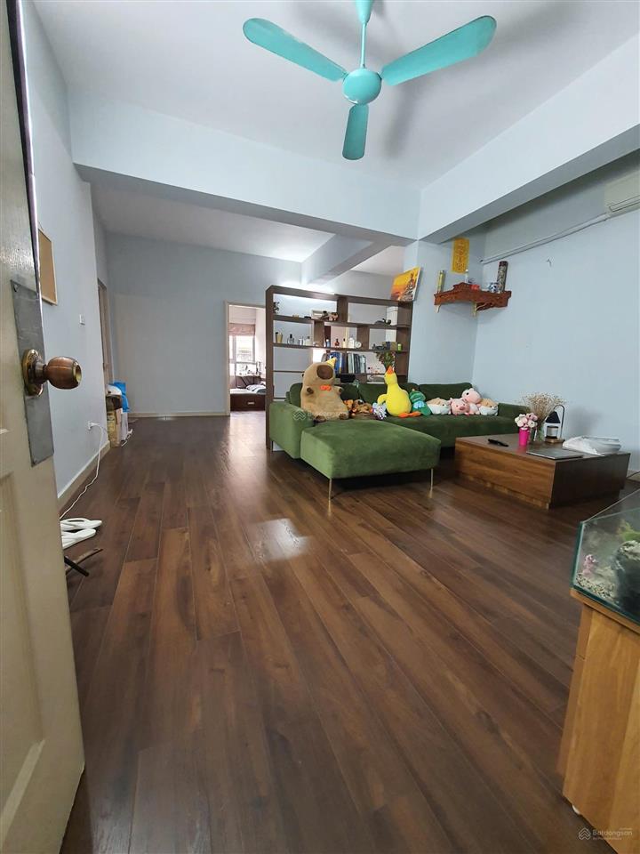 Bán căn hộ sài đồng  90m2, 5,3tỷ  xung quanh nhiều tiện ích