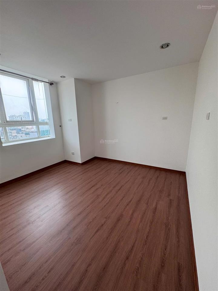 Bán nhanh ch 100m vị trí trung tâm toà 170 đê la thành đống đa hà nội