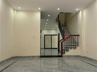 Nhà đẹp ở ngay mỗ lao  hà đông x 6 tầng  mt 4 mét  thang máy  giá 13tỷ