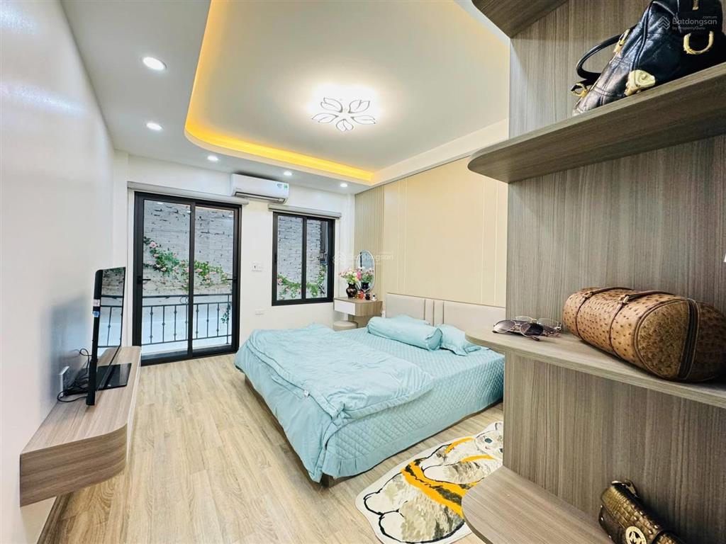 Giảm 2 tỷ bán gấp lk ngô thì nhậm hà đông 40m2 nhà 5 tầng ô tô tránh hơn 12 tỷ