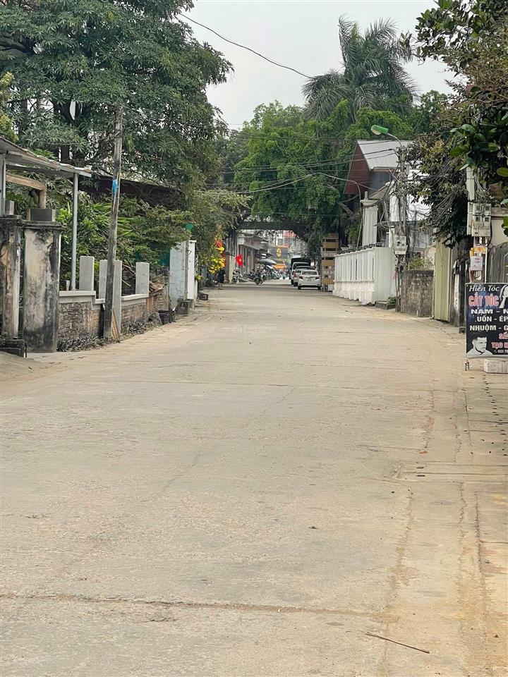 Cc bán gấp lô 125m2 view hồ, hạ bằng, hoà lạc. sát đhqg, dh fpt, trục chính, gần metro.giá3.250tỷ