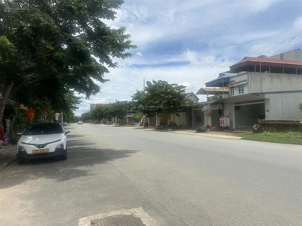Cc bán gấp lô 125m2 view hồ, hạ bằng, hoà lạc. sát đhqg, dh fpt, trục chính, gần metro.giá3.250tỷ