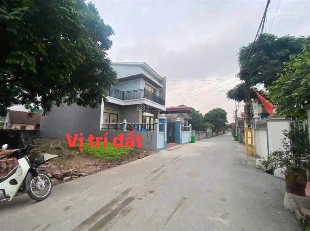 Chủ cần tiền bán gấp lô đất nền phú cát 178m,tt hoà lạc.gần đh quốc gia,gần đltl,ga metro.giá22tr/m