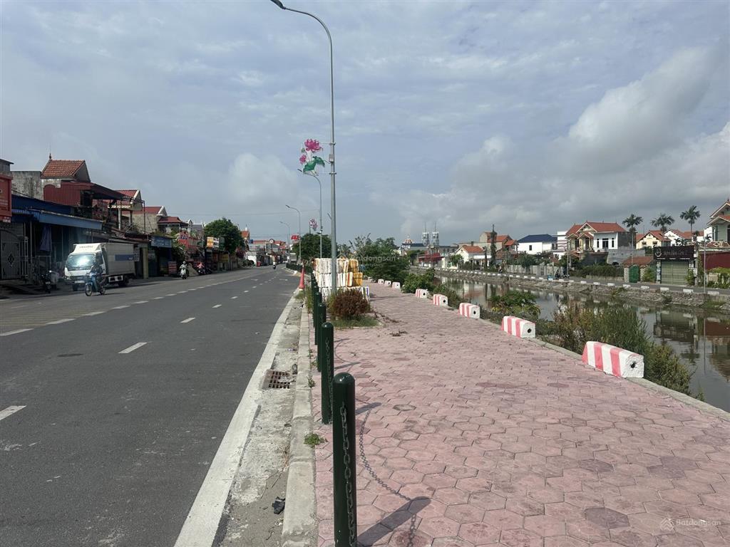Bán gấp lô 213m gần biển thịnh long, ninh bình. nằm trong lõi đặc khu kinh tế ninh cơ, kinh doanh.