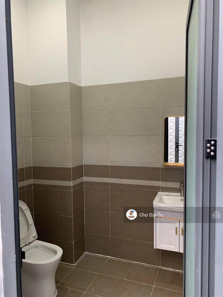 Bán nhà phố xây mới hoàn thiện 5x22m, 5pn 5wc mặt tiền đường xuân thới 10, xuân thới đông, hóc môn