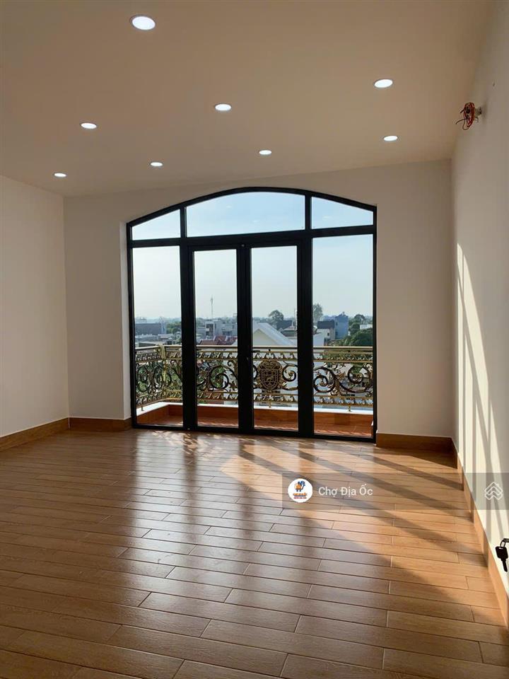 Bán nhà phố xây mới hoàn thiện 5x22m, 5pn 5wc mặt tiền đường xuân thới 10, xuân thới đông, hóc môn