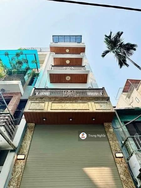 Tại phố vũ tông phan tôi đang cần bán căn nhà 35m2 x 6t xây mớithang máy giá nhỉnh 9 t