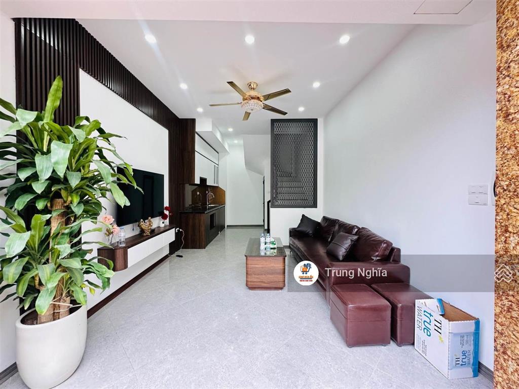 Bán nhà full nội thất 5 tầng, 24m2 tại phố hoàng liệt, bao đẹp chỉ nhỉnh 8 tỷ