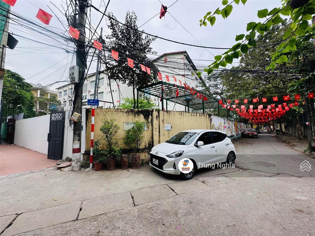 Bán nhà full nội thất 5 tầng, 24m2 tại phố hoàng liệt, bao đẹp chỉ nhỉnh 8 tỷ