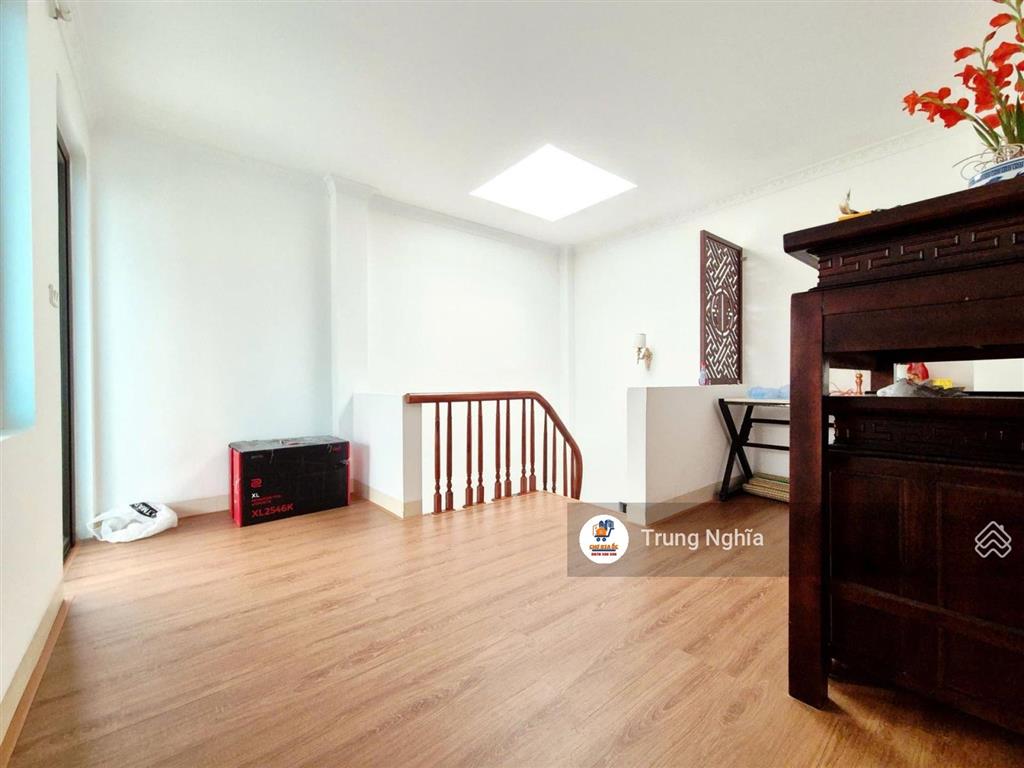 Bán nhà riêng tại đại từ 40 m2  5 tầng full nội thất, giá chỉ 9 tỷ