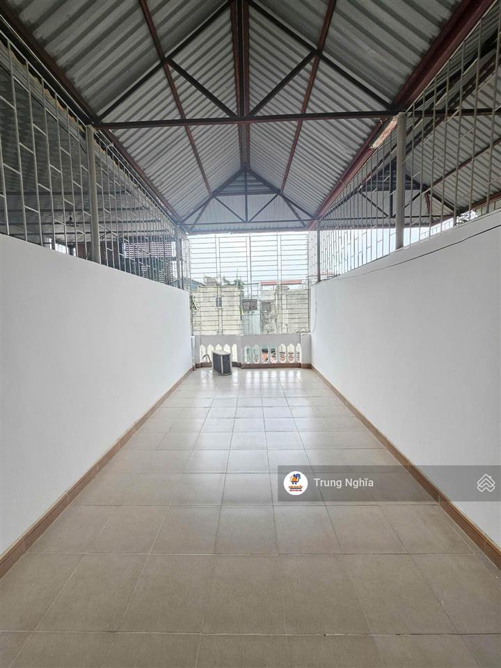 Tại phố đại từ tôi cần bán căn nhà 40m2 4 tầng giá chỉ nhỉnh 9 tỷ, hàng hot