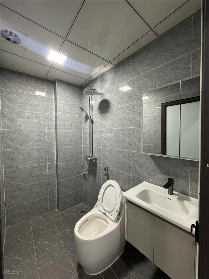 Bán nhà riêng tại hoàng liệt, 12,4 tỷ, 40m2, 5 tầng thang máy, pháp lý đầy đủ