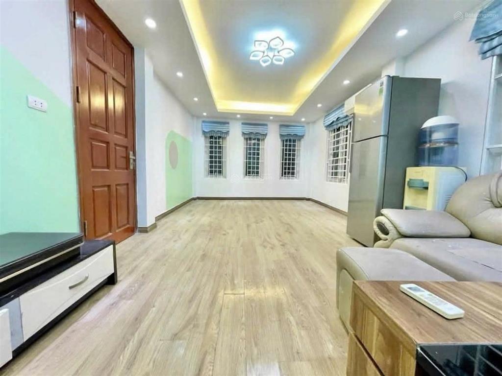 Bán nhà riêng tại kim giang, 9,86 tỷ, 37 m2, hàng hiếm tại thanh trì