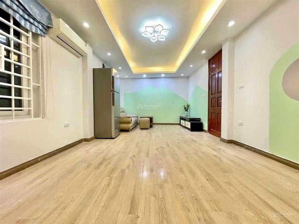 Bán nhà riêng tại kim giang, 9,86 tỷ, 37 m2, hàng hiếm tại thanh trì