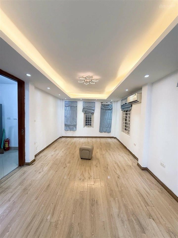 Bán nhà riêng tại kim giang, 9,86 tỷ, 37 m2, hàng hiếm tại thanh trì