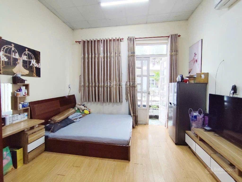 Bán nhà tân bình hxt thông diện tích đẹp sổ vuông vức 4pn mua vào ở ngay