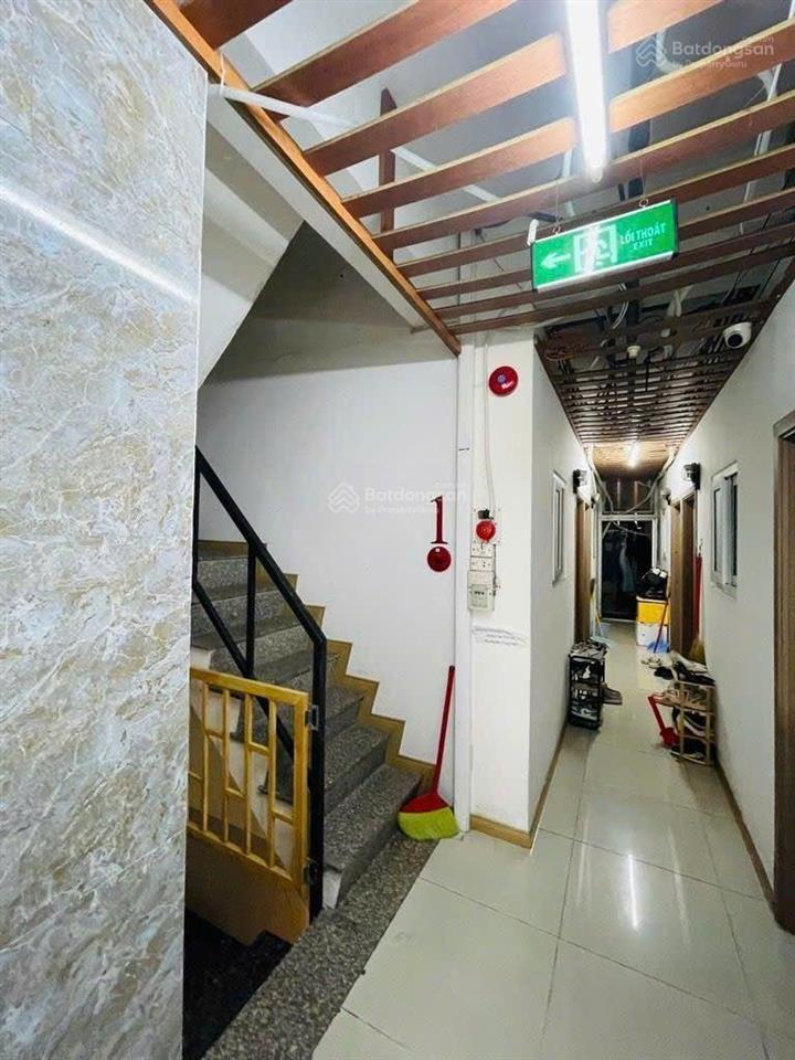 Tòa nhà tân bình ngay etown 7 tầng 40 căn hộ khép kín cho thuê nhà có thang máy mua sẵn dòng tiền