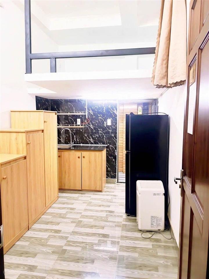Nhà 24 căn hộ có gác khép kín cho thuê dòng tiền tốt 120 triệu luôn luôn full phòng vị trí đắc địa