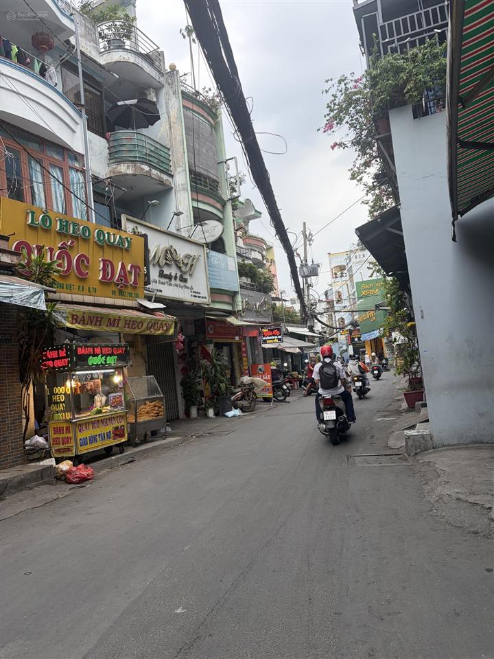 Căn hộ dịch vụ 33 phòng khép kín cho thuê có thang máy  hxh tận cửa cao ráo sạch sẽ luôn kín phòng