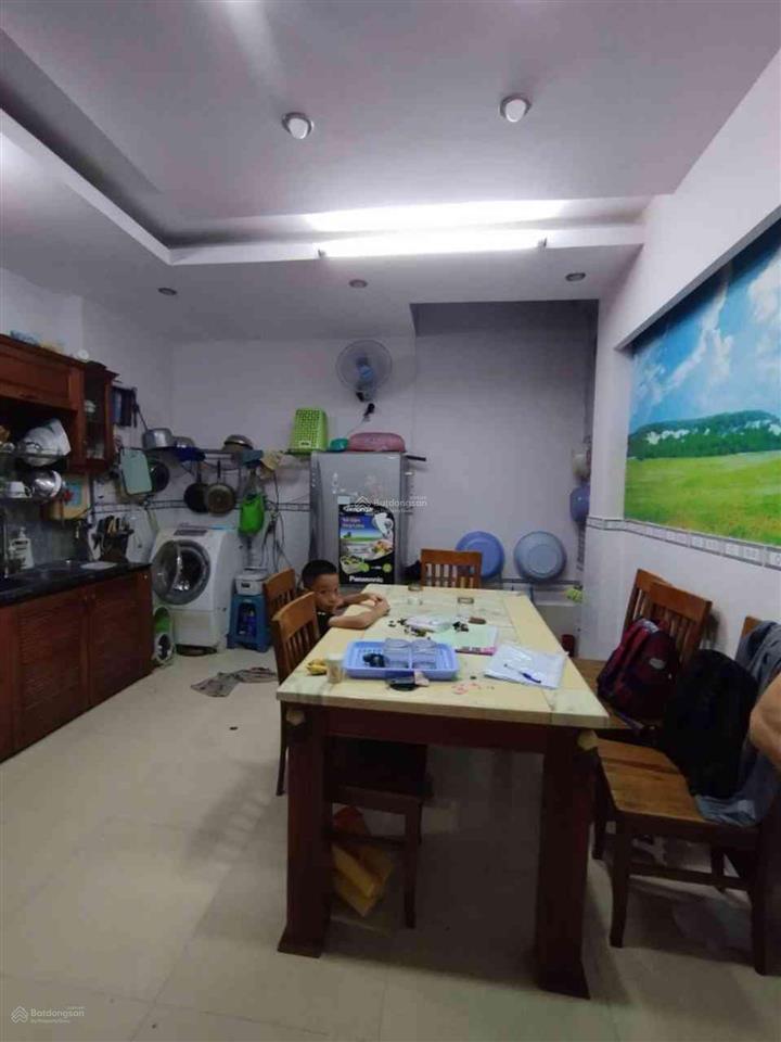 Chủ cần bán lo việc căn nhà chính chủ xây ở chăm chút kỹ lưỡng khu hẻm xe hơi thông quang trung