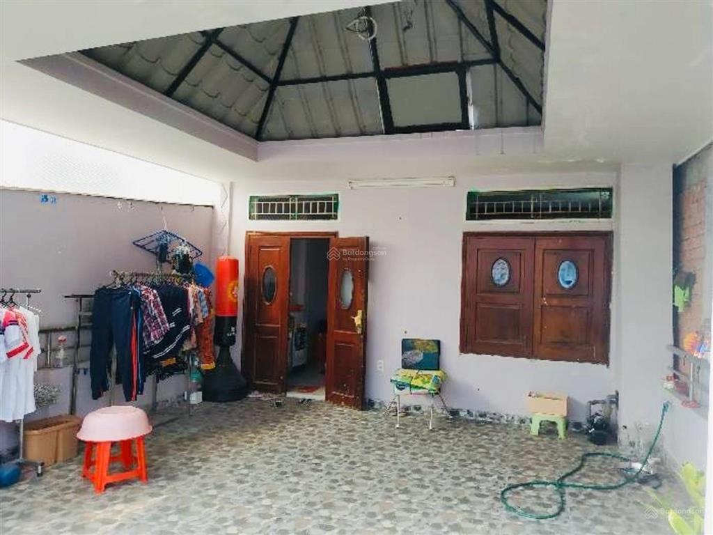 60m2 ngang đẹp 5m 3 tầng 4pn cách hxh 1 căn hẻm xe hơi thông
