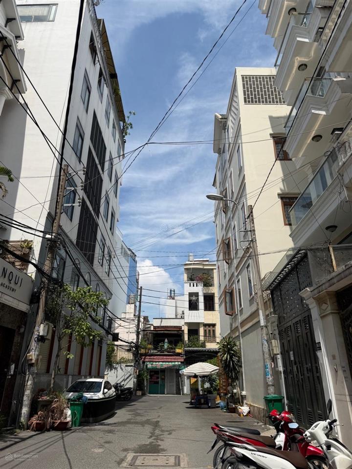 60m2 ngang đẹp 5m 3 tầng 4pn cách hxh 1 căn hẻm xe hơi thông