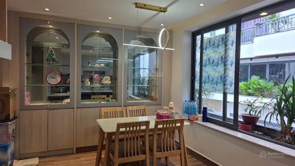 5 tầng đẹp xinh lê đức thọ 46m 4pn xe hơi ngủ chủ giảm chỉ hơn 6 tỷ chỉ xách vali ở ngay