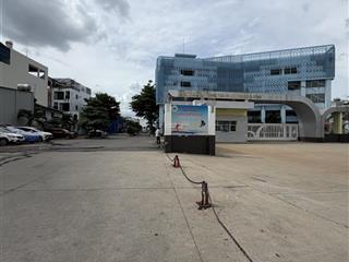 68m² ngang 5m 3pn hxh  cách mt xe tải 2 căn