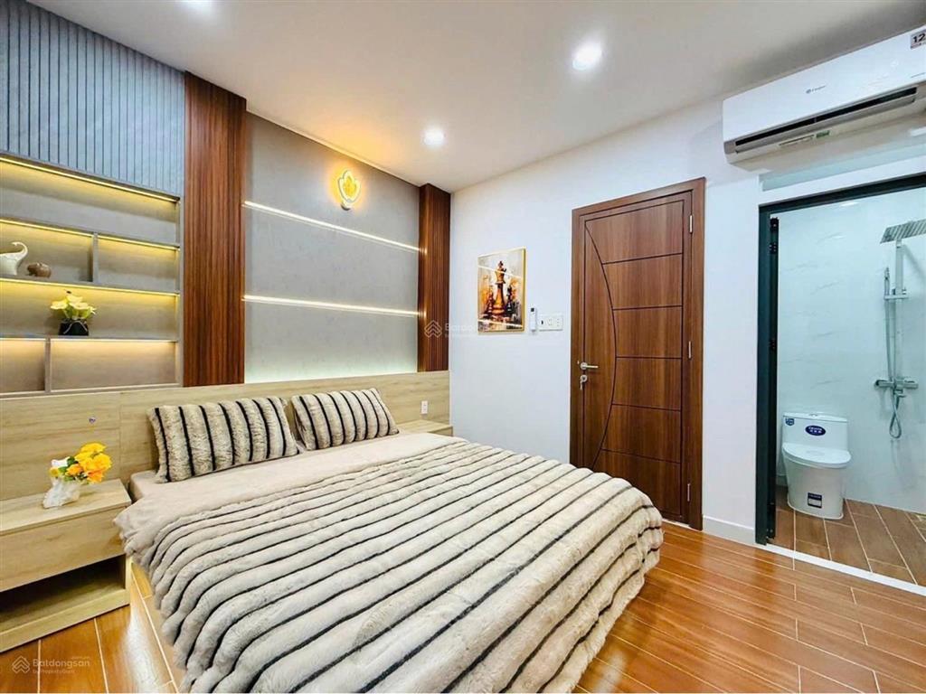 5 tầng hxh thông thoáng sát mặt tiền 4pn full nội thất mua dọn vào ở ngay