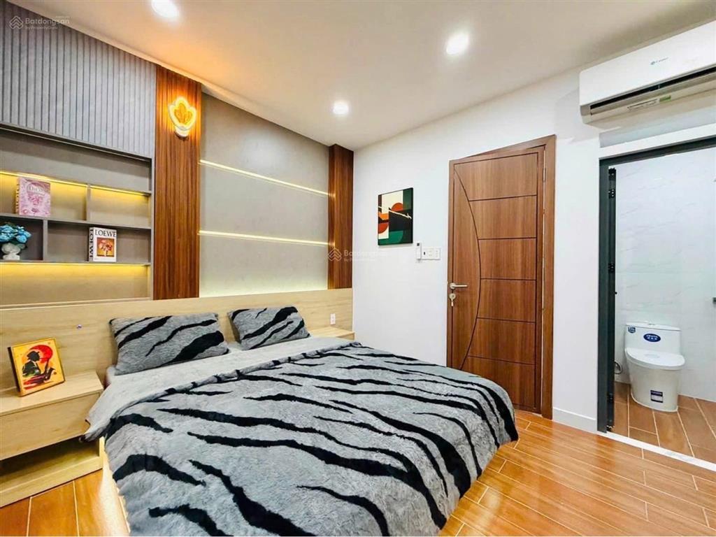 5 tầng hxh thông thoáng sát mặt tiền 4pn full nội thất mua dọn vào ở ngay