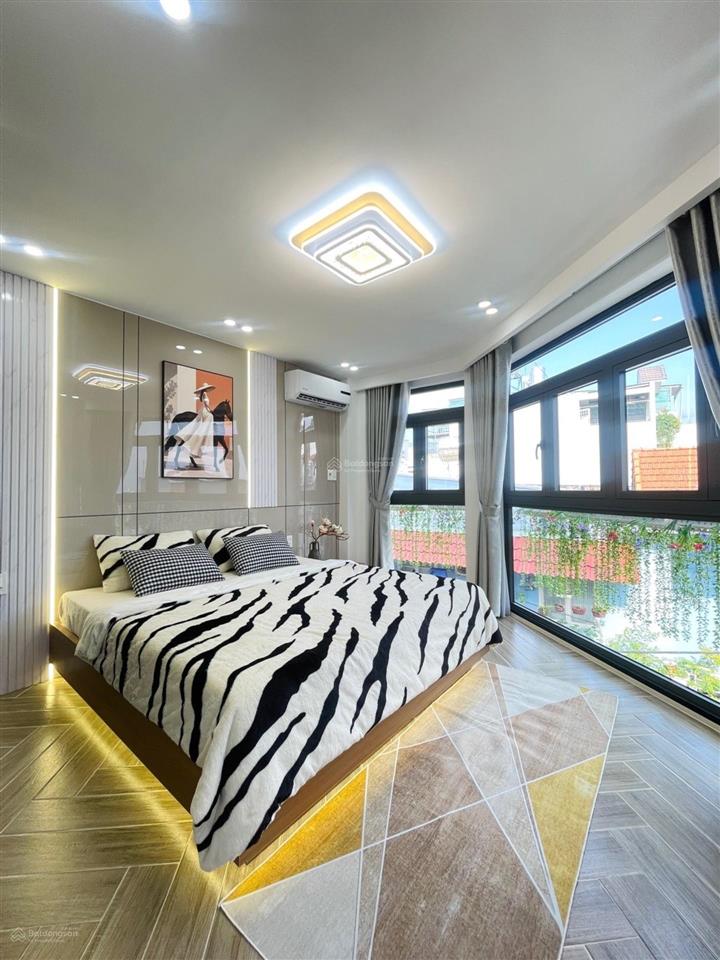 Lô góc 50m2 5 tầng đẹp hẻm xe hơi 4pn siêu đẹp ở, vị trí kinh doanh tuyệt vời