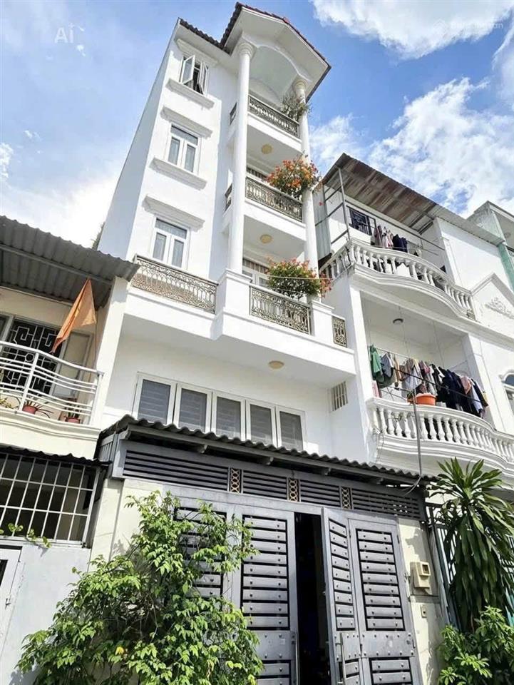 Nhà phố 5 tầng 4pn đẹp xe hơi ngủ nhà khu phố đẹp dân trí cao ngay tân bình