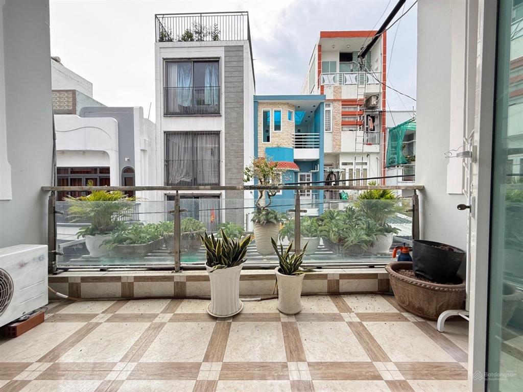 91m2 4 tầng 6 phòng ngủ khu dân cư nhà đẹp sát tân bình hẻm xe hơi