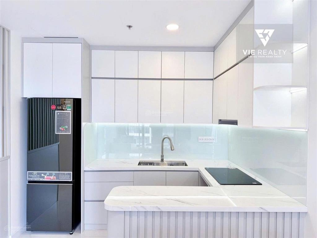 Cho thuê 2pn 69m2 full nt xịn đẹp + view công viên (đông nam) + free phí ql đến t1/2027 | chỉ 20tr