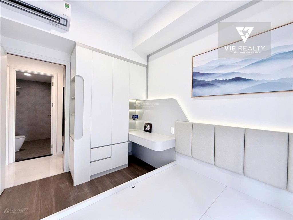Cho thuê 2pn 69m2 full nt xịn đẹp + view công viên (đông nam) + free phí ql đến t1/2027 | chỉ 20tr