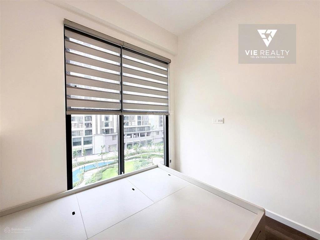 Cho thuê 2pn 69m2 full nt xịn đẹp + view công viên (đông nam) + free phí ql đến t1/2027 | chỉ 20tr