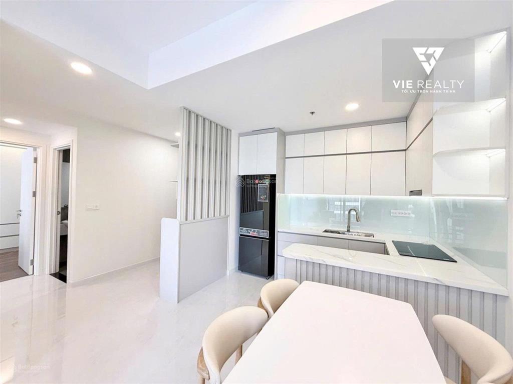 Cho thuê 2pn 69m2 full nt xịn đẹp + view công viên (đông nam) + free phí ql đến t1/2027 | chỉ 20tr