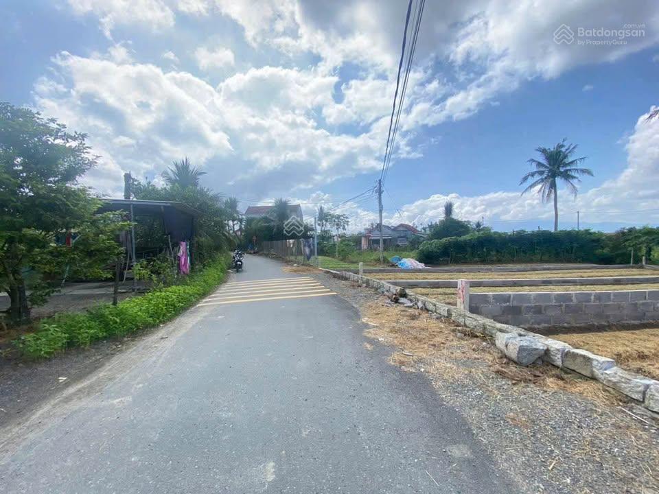 Lô đất mặt tiền đường nhựa ấp tân sinh, full thổ cư giá mềm phù hợp an cư