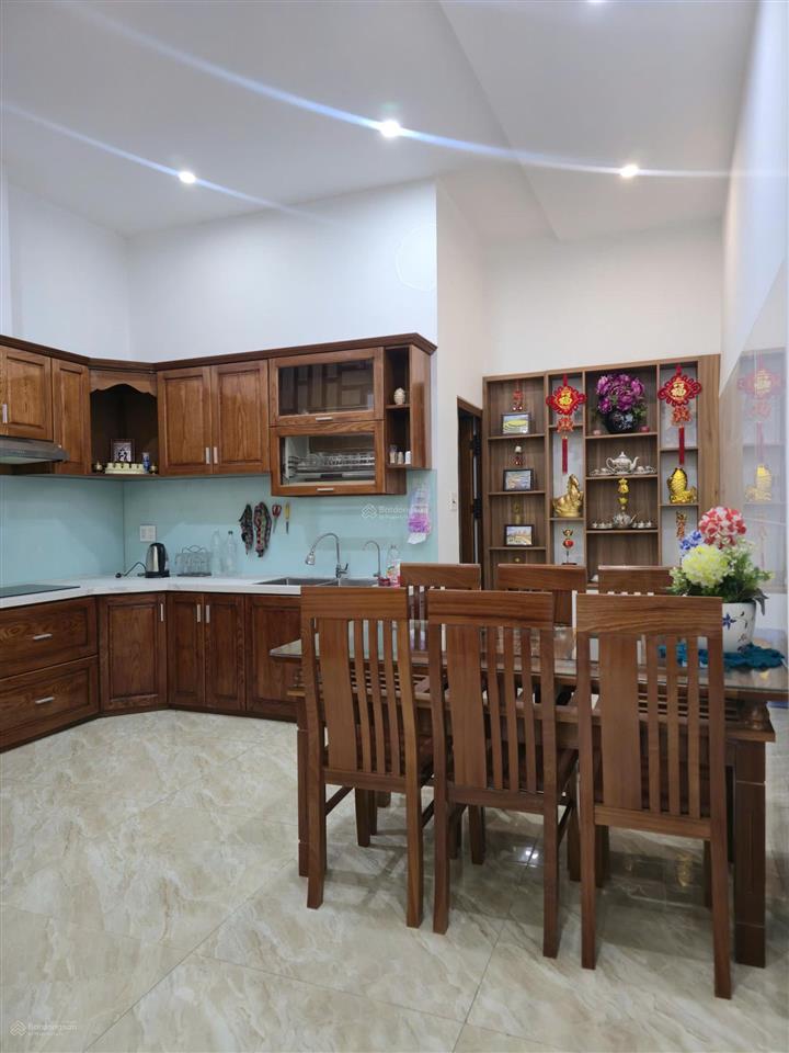 Nhà đẹp 3 tầng đường 47m lê văn hiến  đối diện bv 600 giường  giá tốt