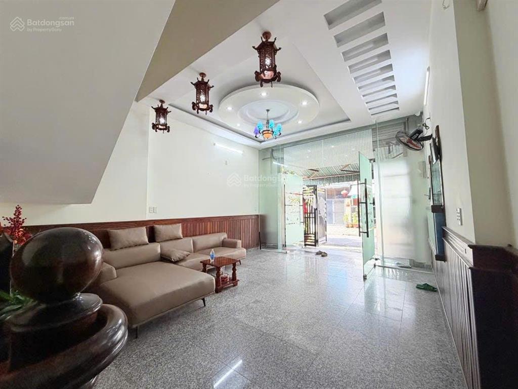 Bán gấp nhà 3 tầng đường nguyễn lai  sát nguyễn hữu thọ  85m2 chỉ nhỉnh 8 tỷ