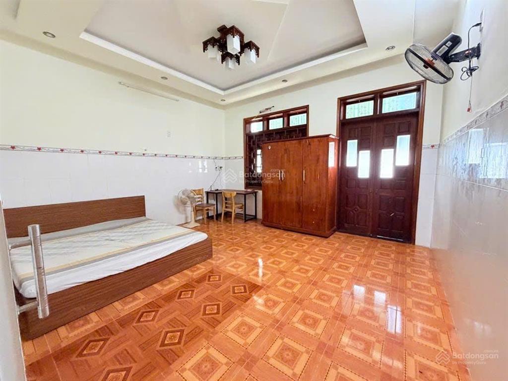 Bán gấp nhà 3 tầng đường nguyễn lai  sát nguyễn hữu thọ  85m2 chỉ nhỉnh 8 tỷ