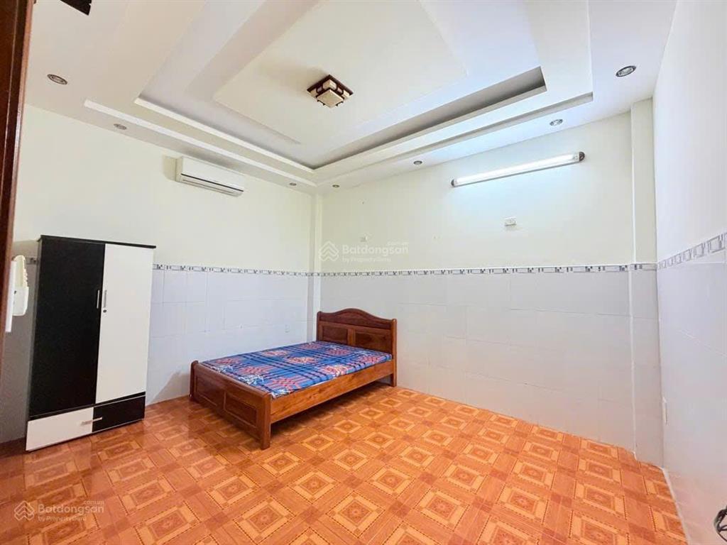 Bán gấp nhà 3 tầng đường nguyễn lai  sát nguyễn hữu thọ  85m2 chỉ nhỉnh 8 tỷ