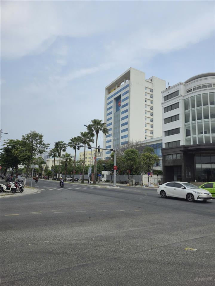 Lô đất góc ngã 4  3 mặt tiền xô viết nghệ tĩnh, hòa cường  365.6m2  ngang 18m chỉ 95 tỷ