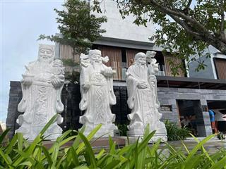 Cần bán gấp căn villa đẹp nhất dự án one river villas  3 mặt tiền  ngay quảng trường công viên