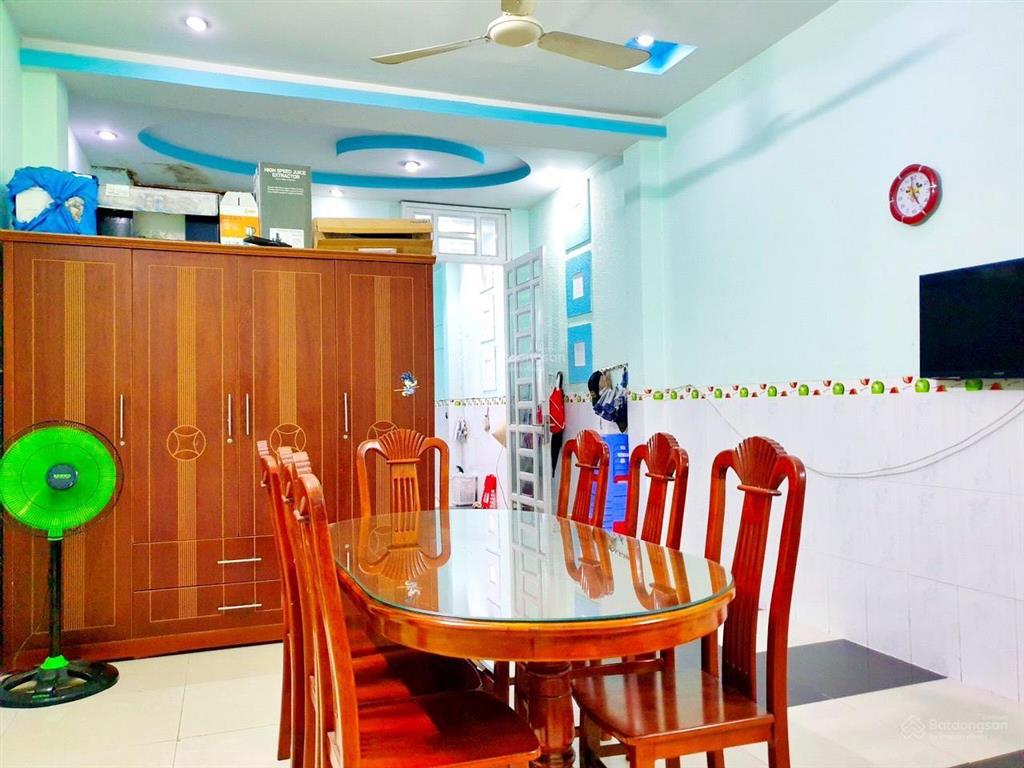 Bán nhà mặt tiền kdc phú lợi, dt 100m2, nhà đẹp vuông vức, đường phạm thế hiển, quận 8