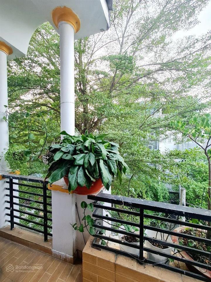 Bán nhà mặt tiền kdc phú lợi, dt 100m2, nhà đẹp vuông vức, đường phạm thế hiển, quận 8